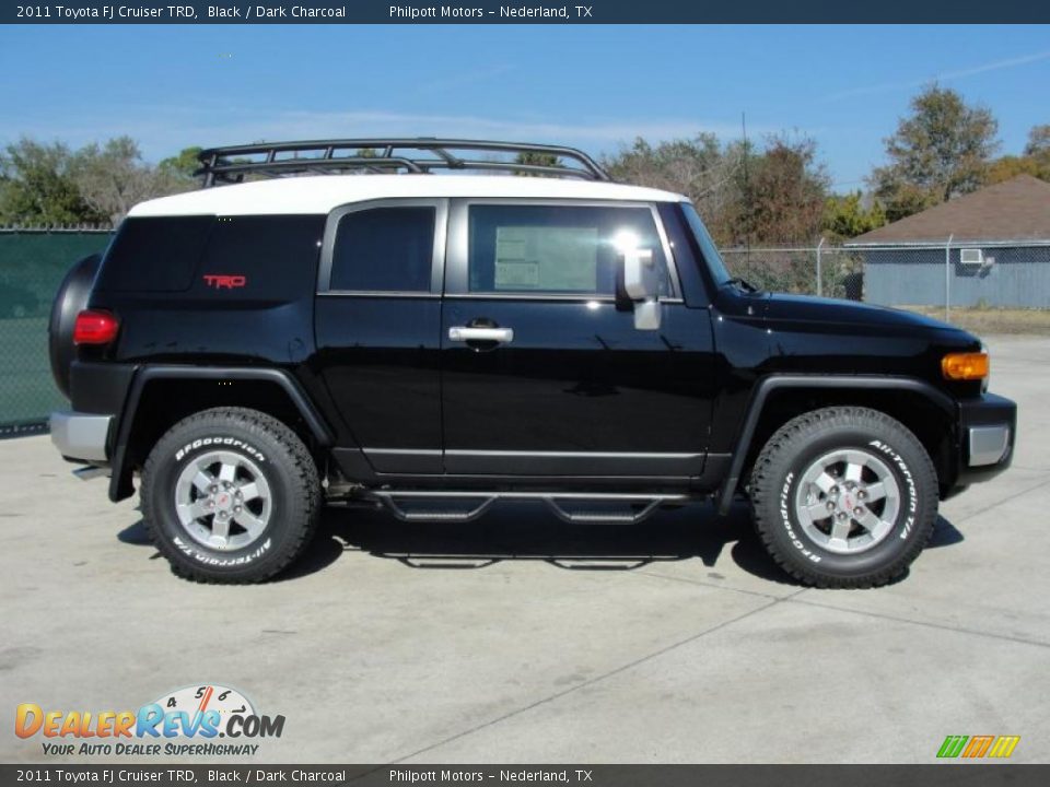 Black 2011 Toyota FJ Cruiser TRD Photo #2