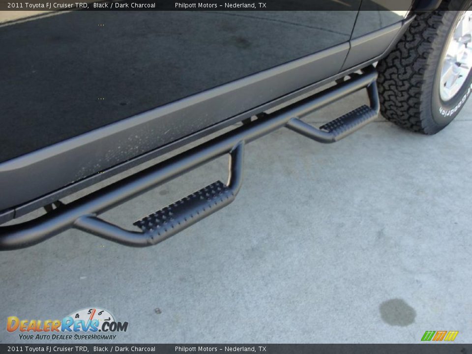 2011 Toyota FJ Cruiser TRD Black / Dark Charcoal Photo #11
