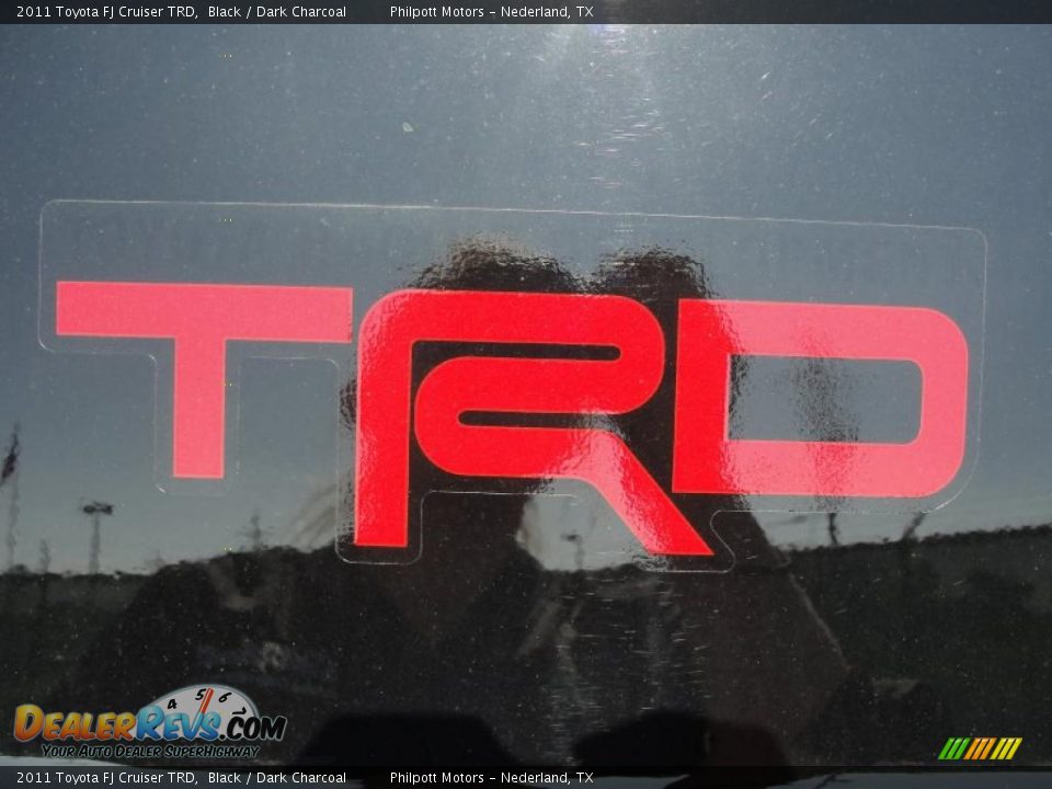 2011 Toyota FJ Cruiser TRD Logo Photo #16