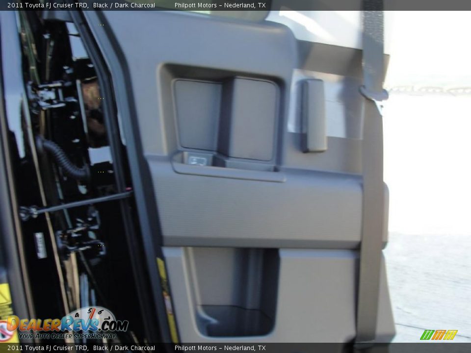 2011 Toyota FJ Cruiser TRD Black / Dark Charcoal Photo #22