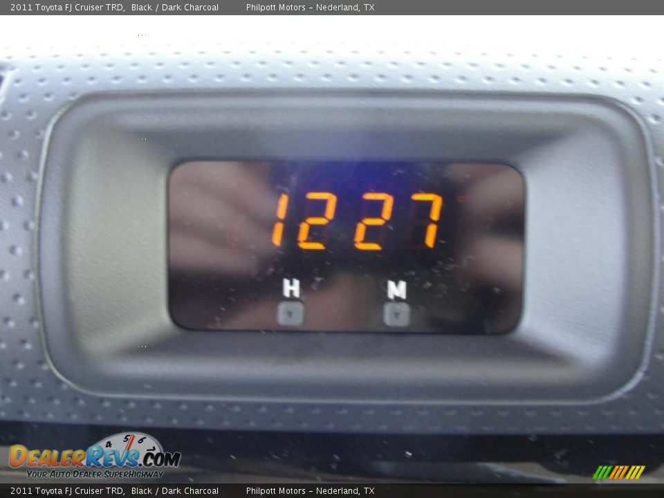 2011 Toyota FJ Cruiser TRD Black / Dark Charcoal Photo #30