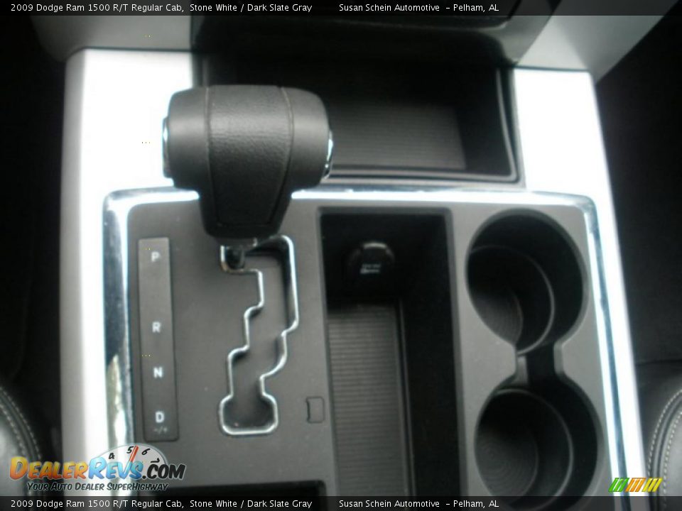 2009 Dodge Ram 1500 R/T Regular Cab Shifter Photo #21