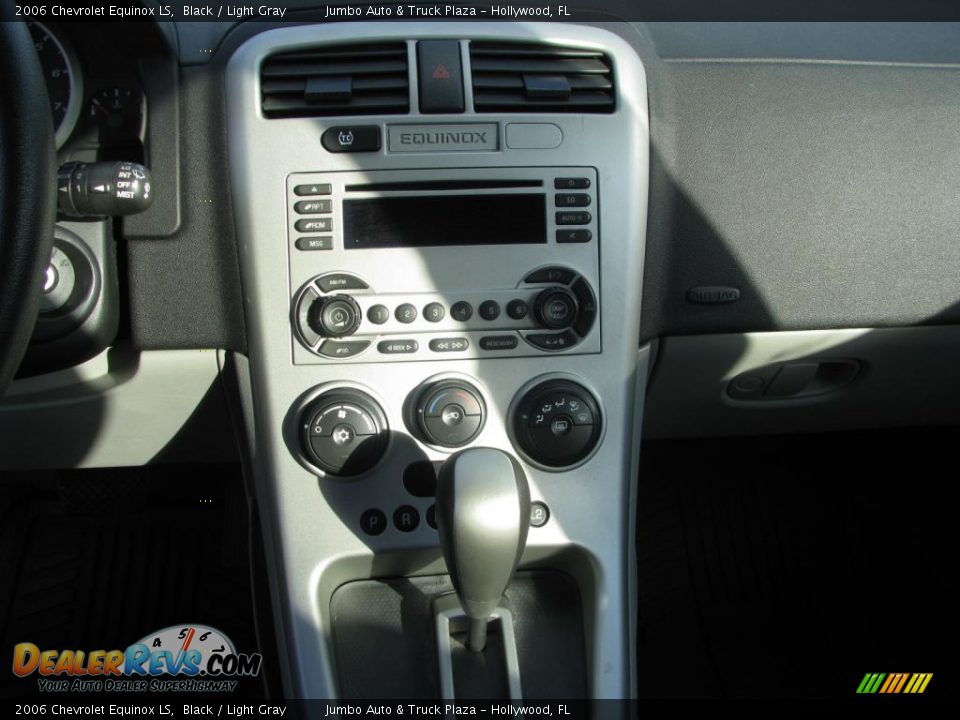 2006 Chevrolet Equinox LS Black / Light Gray Photo #20