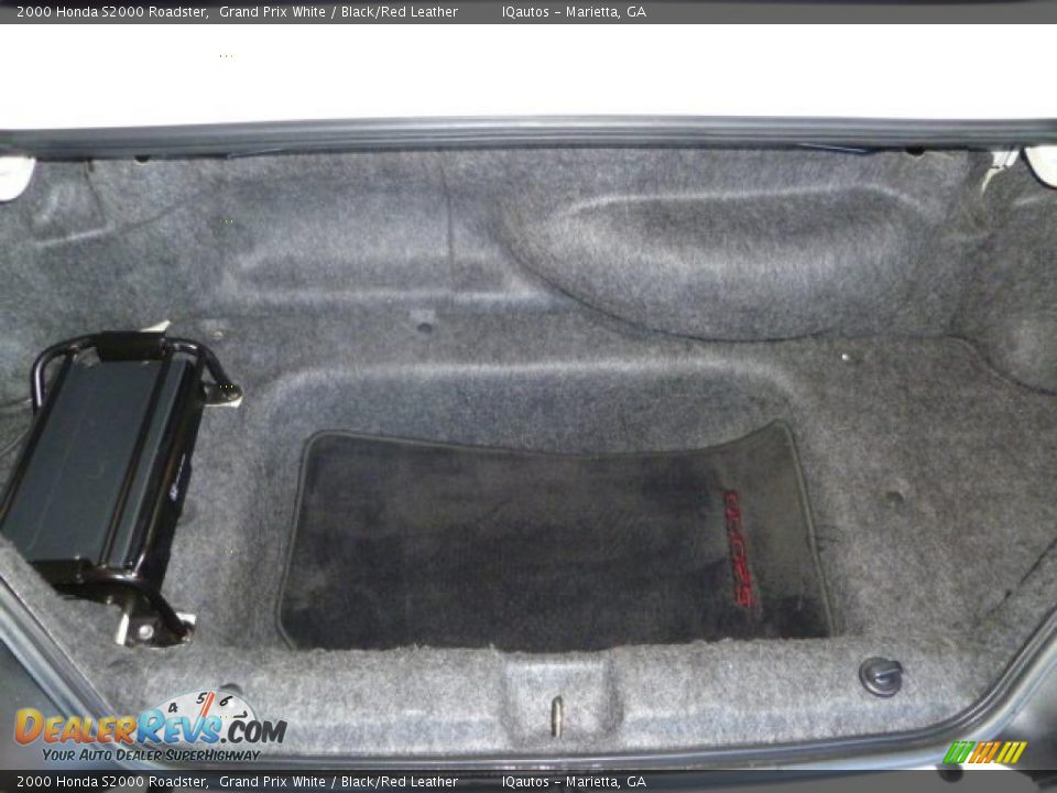 2000 Honda S2000 Roadster Trunk Photo #31