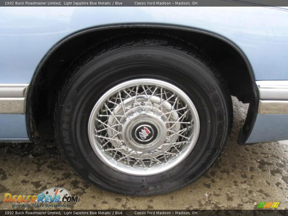 1992 Buick Roadmaster Limited Wheel Photo #8