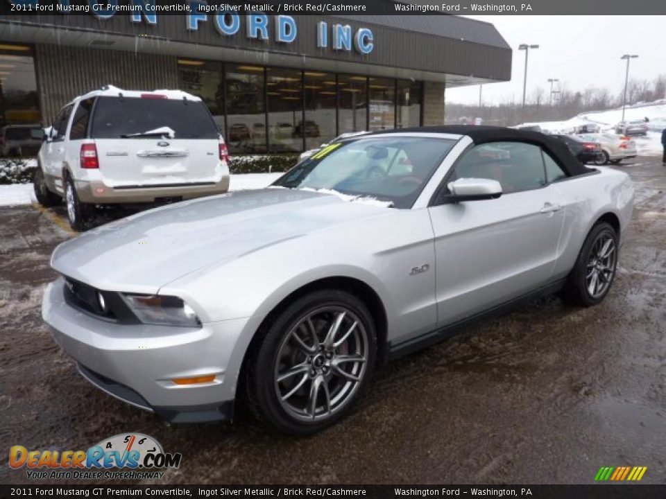 Front 3/4 View of 2011 Ford Mustang GT Premium Convertible Photo #8