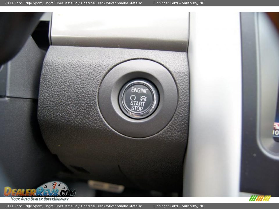 Controls of 2011 Ford Edge Sport Photo #33