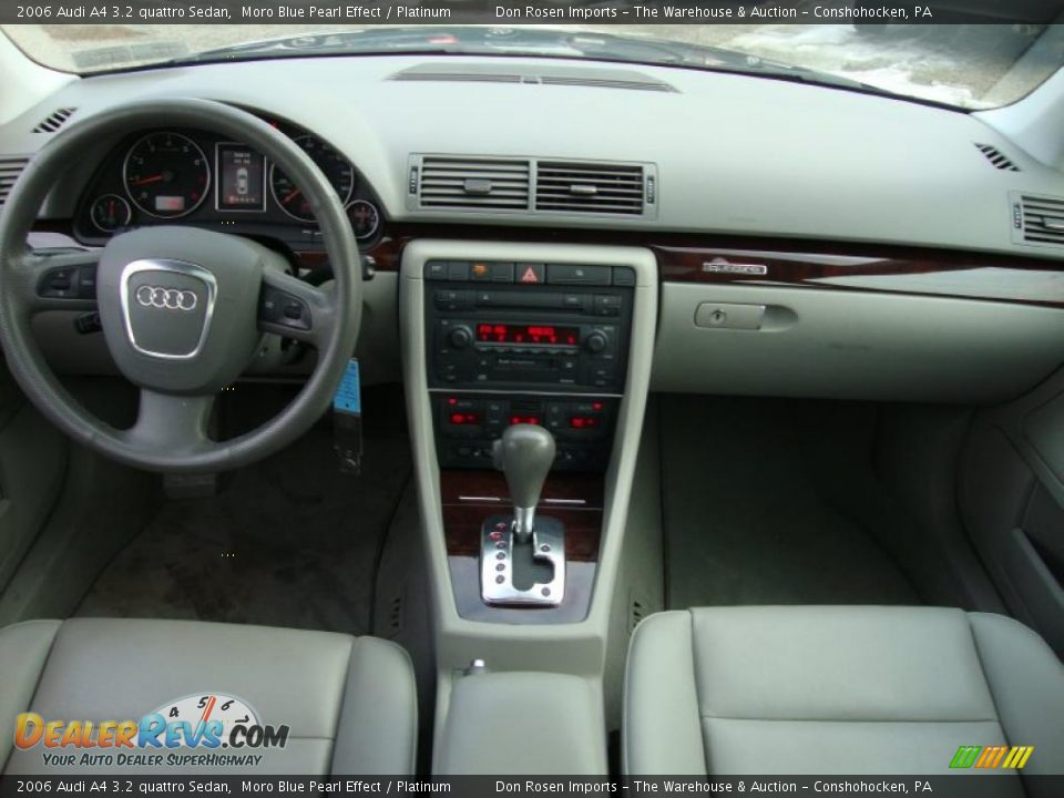 Dashboard of 2006 Audi A4 3.2 quattro Sedan Photo #30