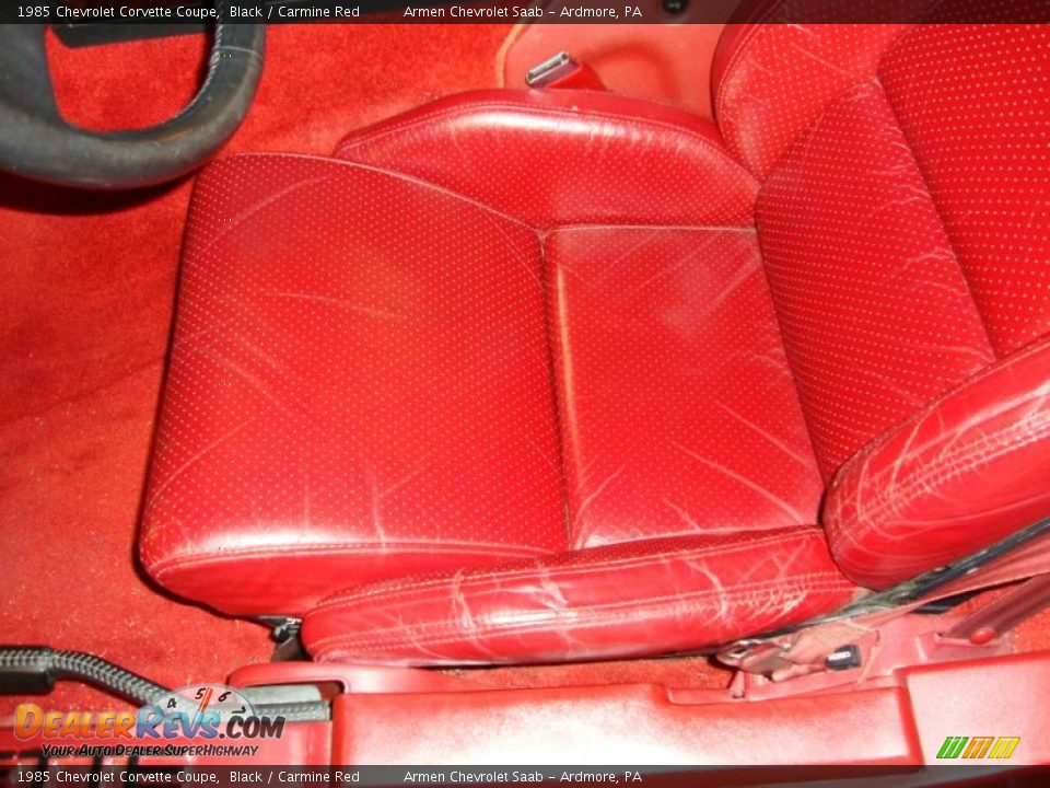 Carmine Red Interior - 1985 Chevrolet Corvette Coupe Photo #16