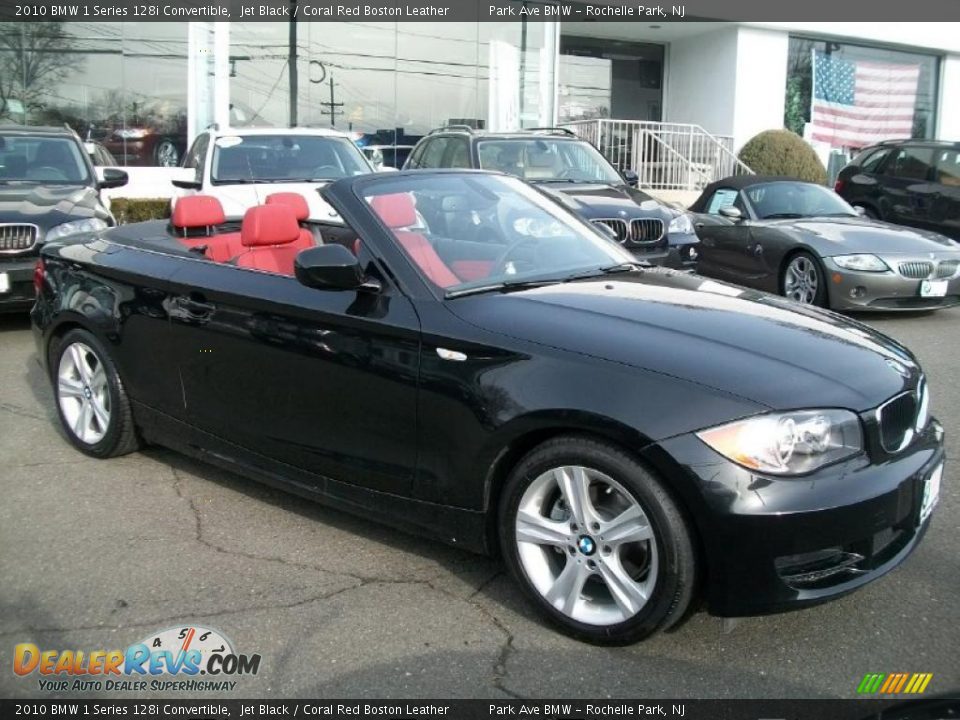 Front 3/4 View of 2010 BMW 1 Series 128i Convertible Photo #3