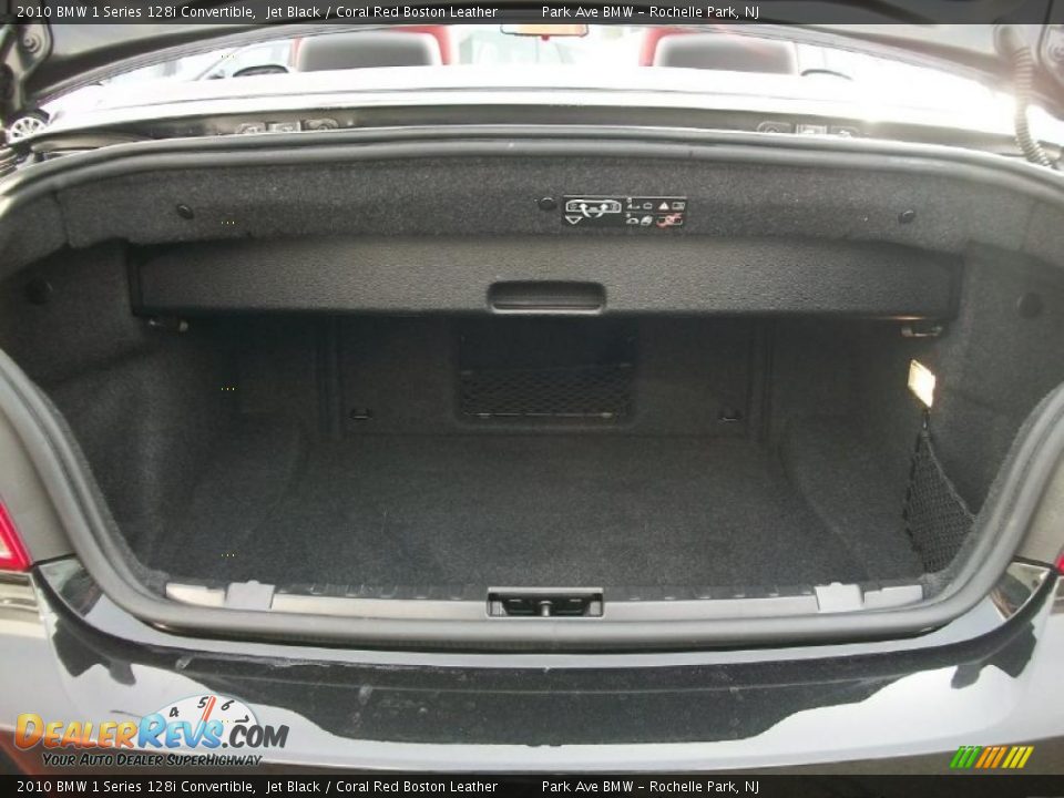 2010 BMW 1 Series 128i Convertible Trunk Photo #21