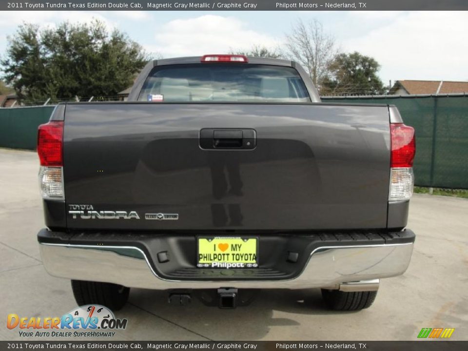 2011 Toyota Tundra Texas Edition Double Cab Magnetic Gray Metallic / Graphite Gray Photo #4