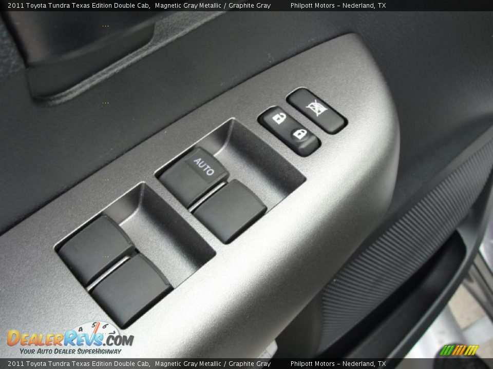 Controls of 2011 Toyota Tundra Texas Edition Double Cab Photo #21