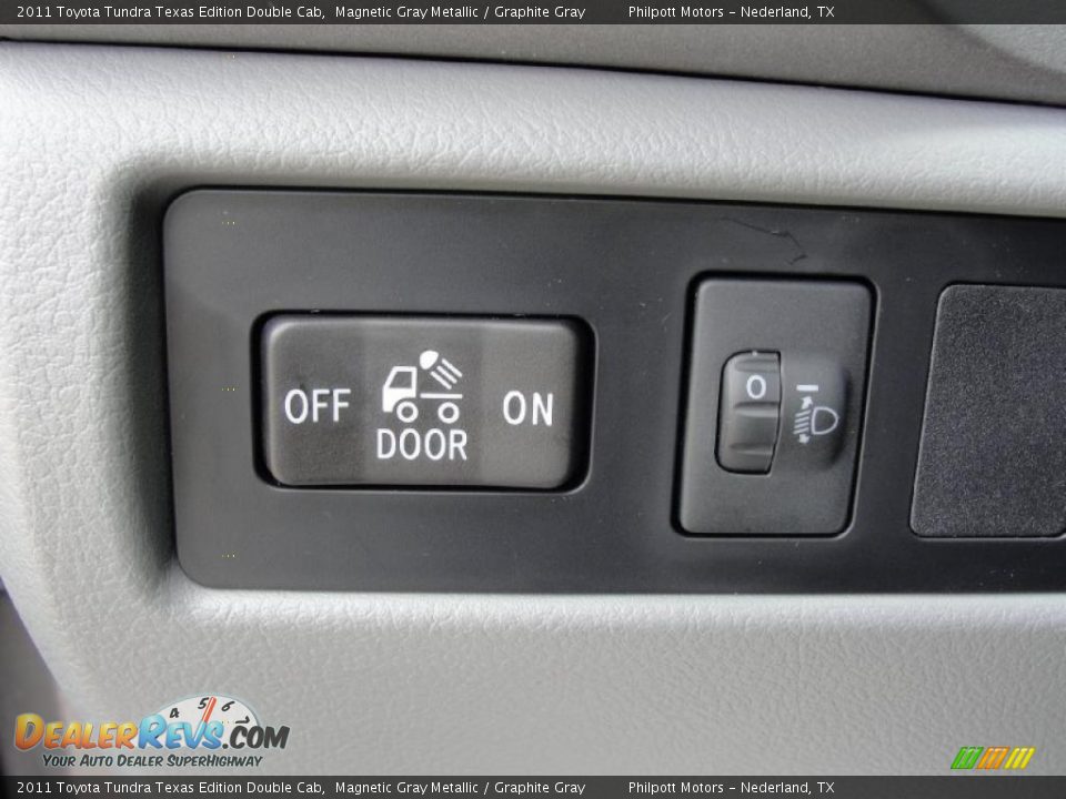 2011 Toyota Tundra Texas Edition Double Cab Magnetic Gray Metallic / Graphite Gray Photo #35