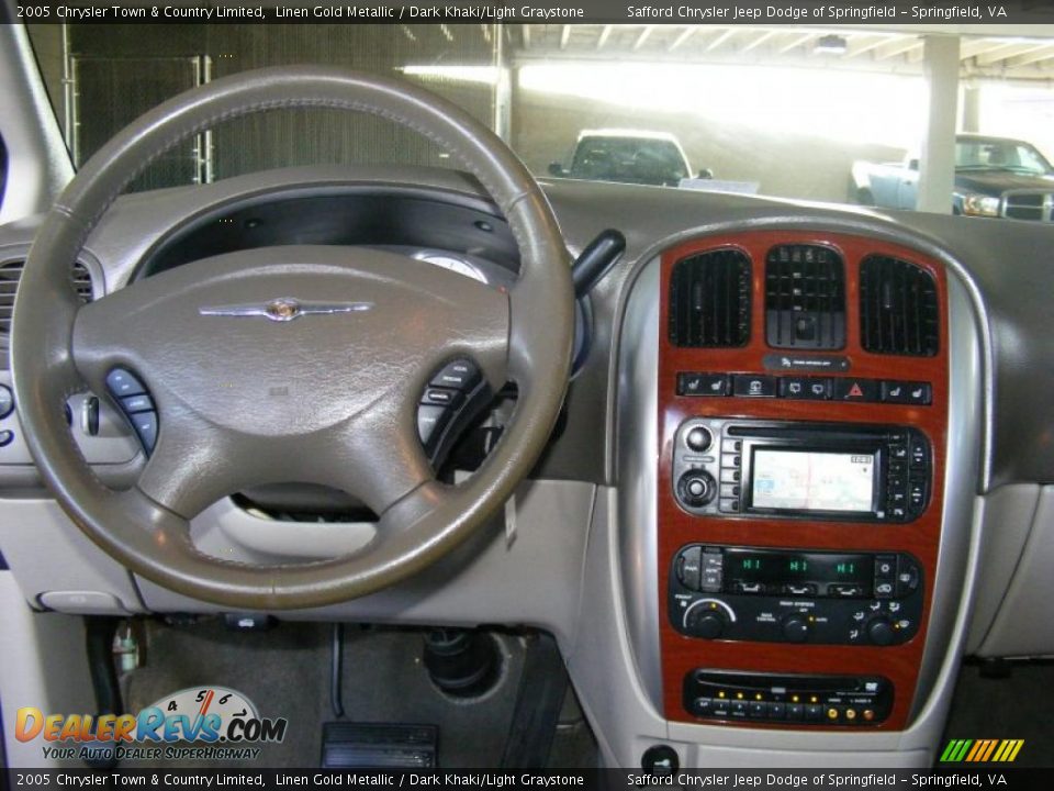 Dashboard of 2005 Chrysler Town & Country Limited Photo #17