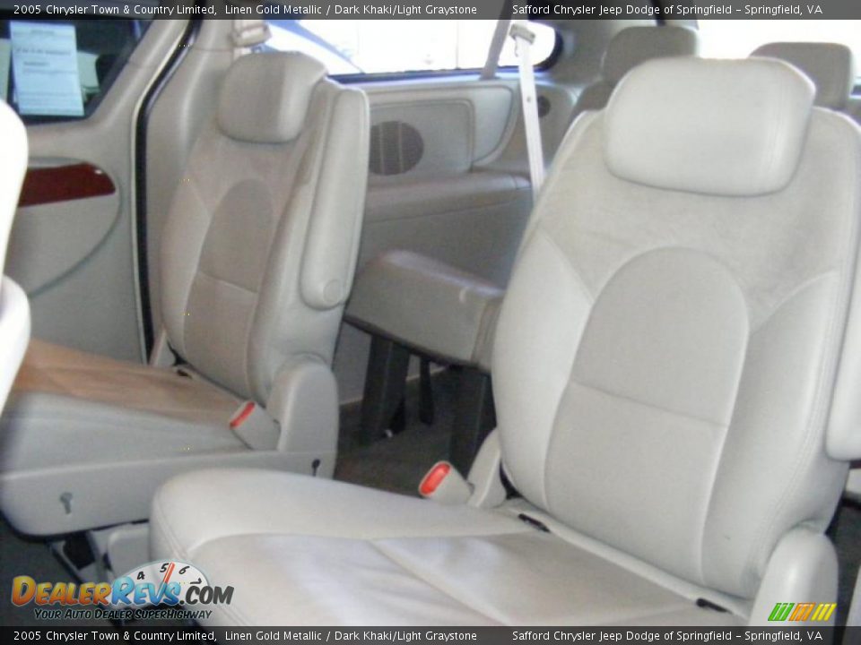 Dark Khaki/Light Graystone Interior - 2005 Chrysler Town & Country Limited Photo #27