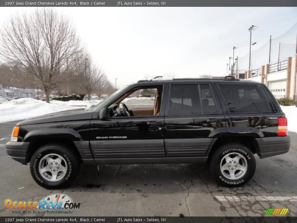1997 Jeep Grand Cherokee Laredo 4x4 Black / Camel Photo #3