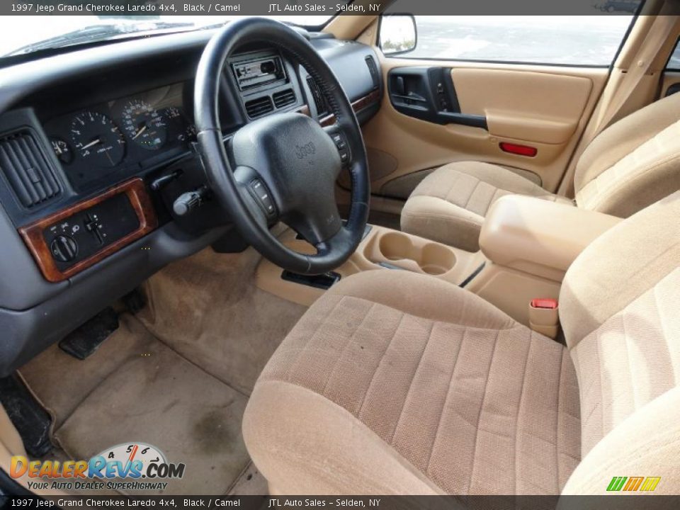 Camel Interior - 1997 Jeep Grand Cherokee Laredo 4x4 Photo #11