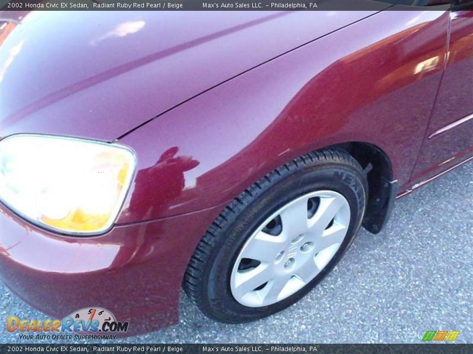 2002 Honda Civic EX Sedan Radiant Ruby Red Pearl / Beige Photo #16