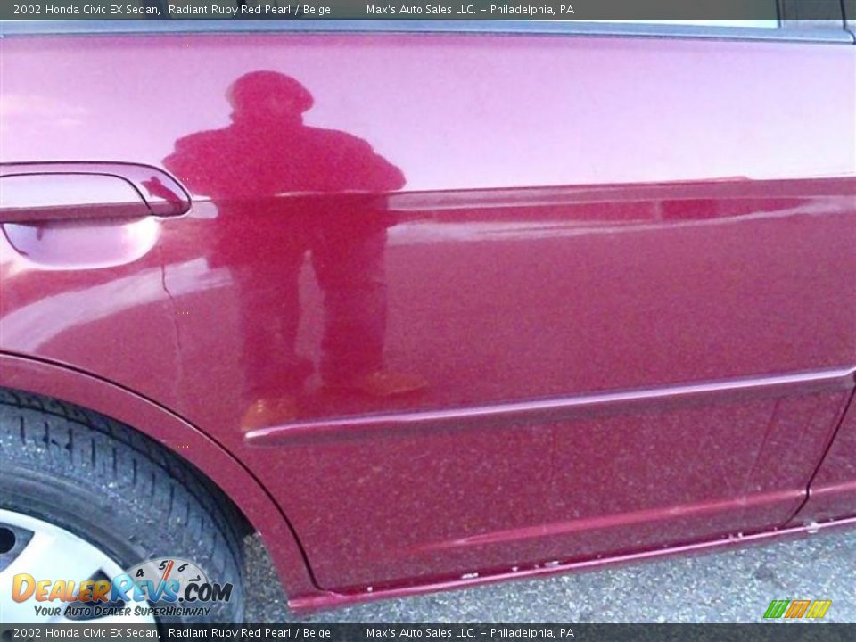 2002 Honda Civic EX Sedan Radiant Ruby Red Pearl / Beige Photo #23