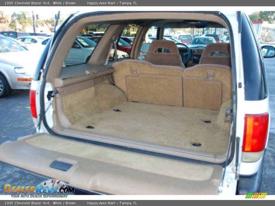 1995 Chevrolet Blazer 4x4 White / Brown Photo #26
