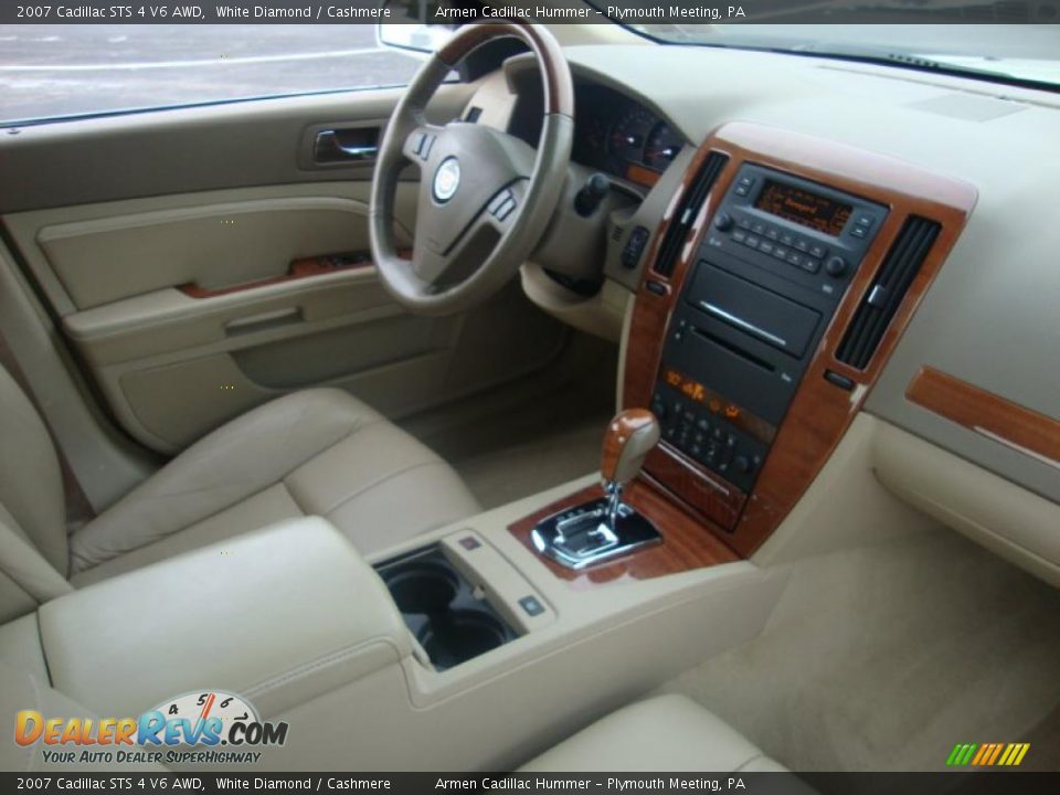 2007 Cadillac STS 4 V6 AWD White Diamond / Cashmere Photo #19