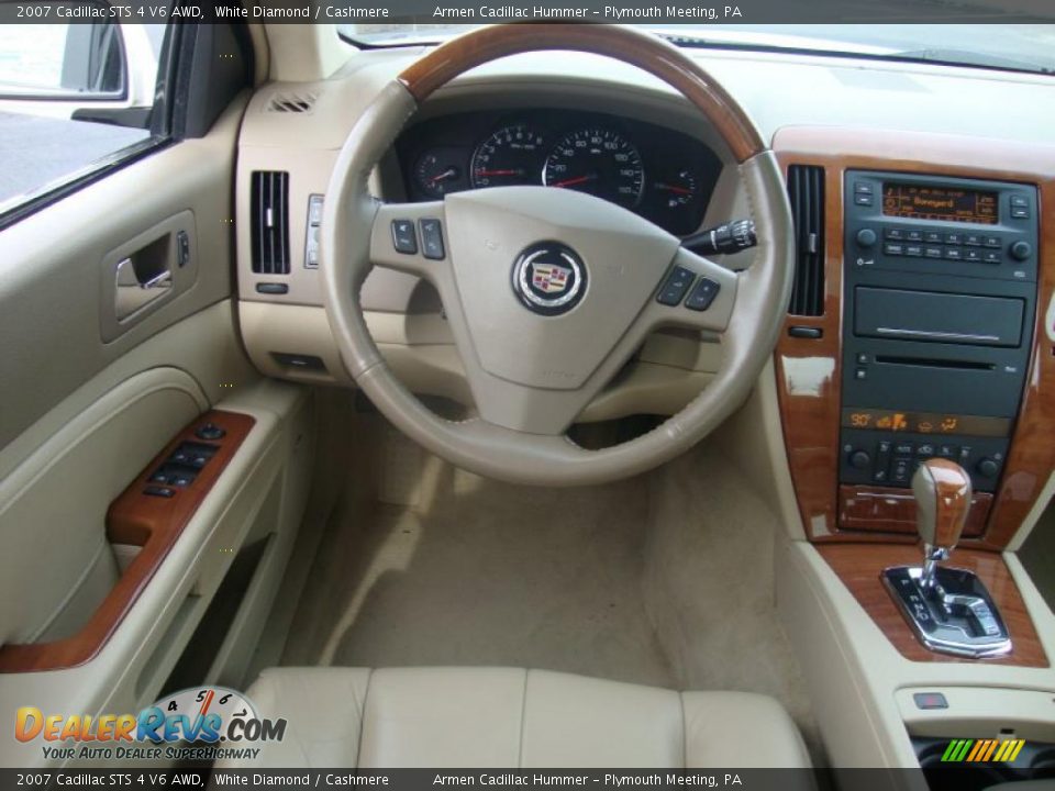 2007 Cadillac STS 4 V6 AWD White Diamond / Cashmere Photo #28