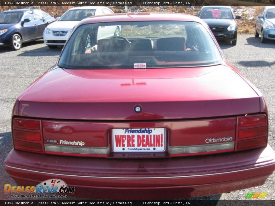 1994 Oldsmobile Cutlass Ciera S Medium Garnet Red Metallic / Garnet Red Photo #7