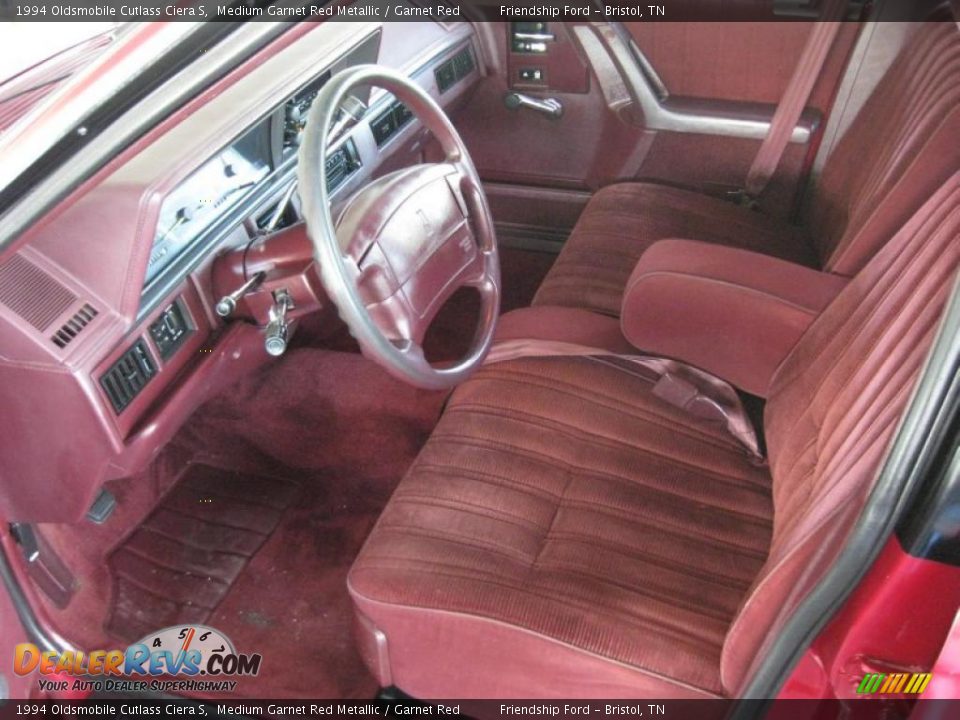 Garnet Red Interior - 1994 Oldsmobile Cutlass Ciera S Photo #13