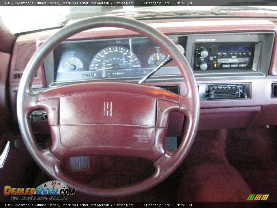 1994 Oldsmobile Cutlass Ciera S Steering Wheel Photo #25