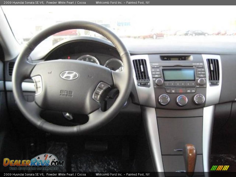 2009 Hyundai Sonata SE V6 Powder White Pearl / Cocoa Photo #4