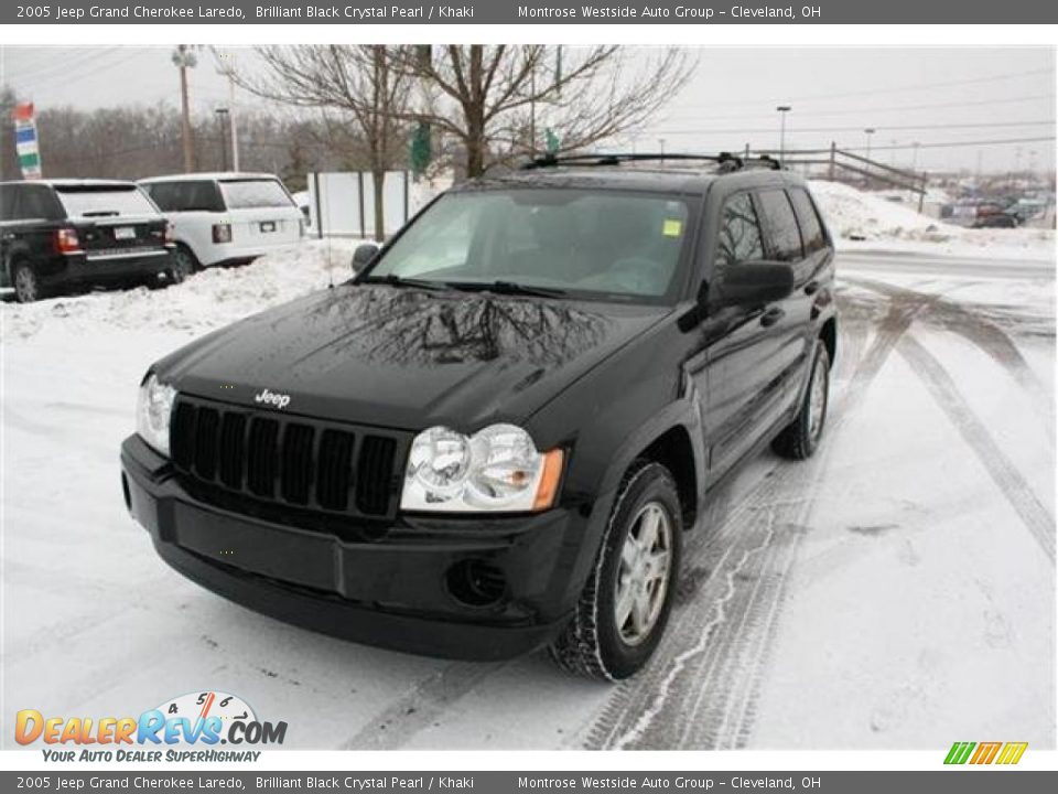 2005 Jeep Grand Cherokee Laredo Brilliant Black Crystal Pearl / Khaki Photo #1