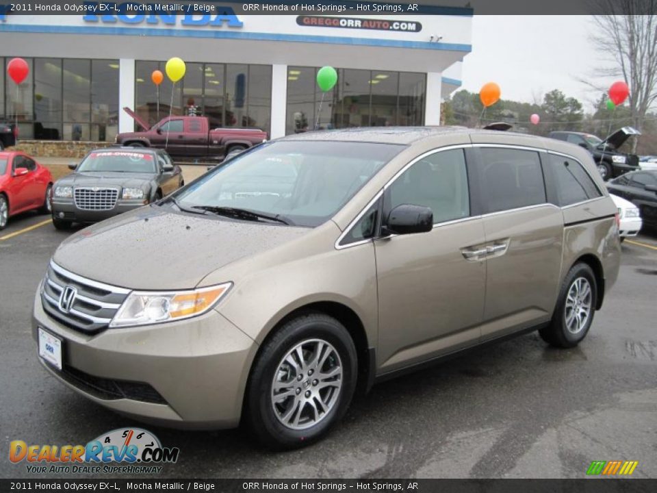 2011 Honda odyssey mocha metallic #2