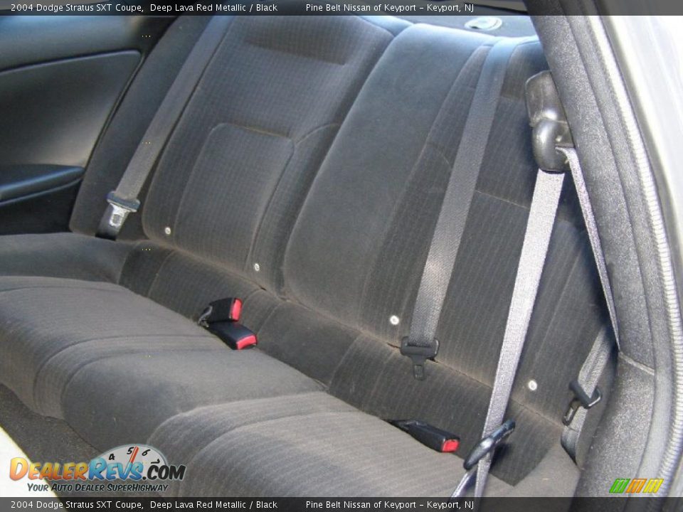 2004 Dodge Stratus SXT Coupe Deep Lava Red Metallic / Black Photo #12