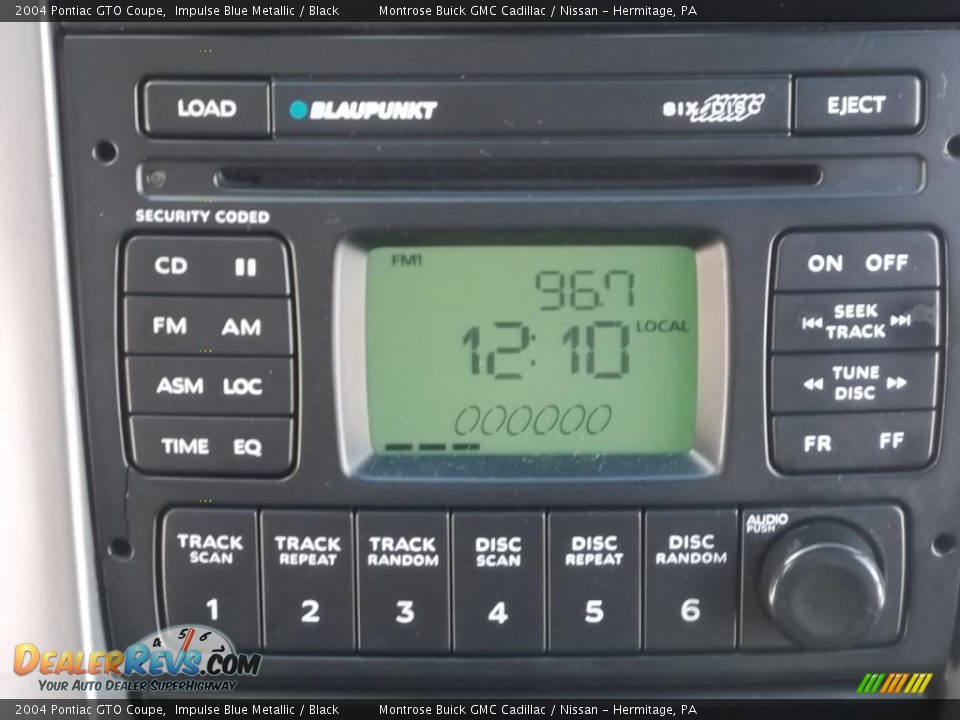 Controls of 2004 Pontiac GTO Coupe Photo #30