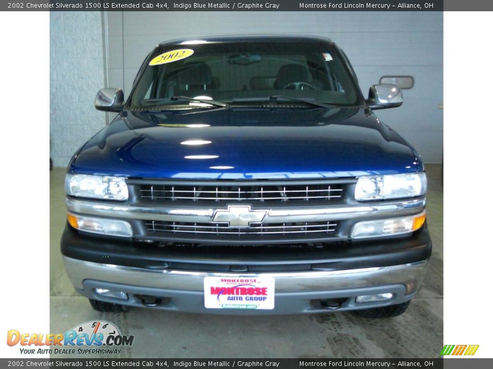 2002 Chevrolet Silverado 1500 LS Extended Cab 4x4 Indigo Blue Metallic / Graphite Gray Photo #4