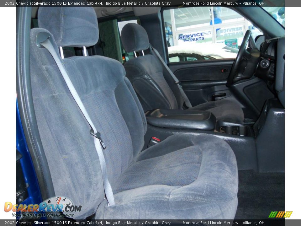 2002 Chevrolet Silverado 1500 LS Extended Cab 4x4 Indigo Blue Metallic / Graphite Gray Photo #13