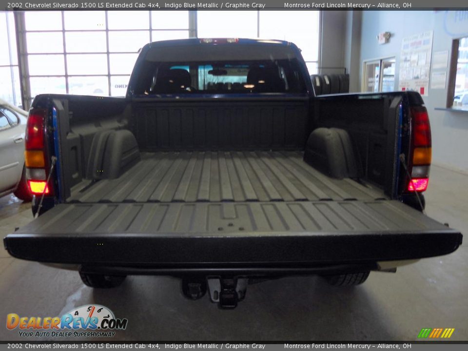 2002 Chevrolet Silverado 1500 LS Extended Cab 4x4 Indigo Blue Metallic / Graphite Gray Photo #17