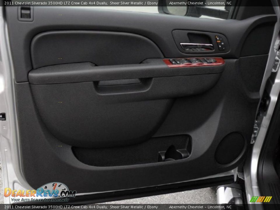 07 silverado interior doors handle