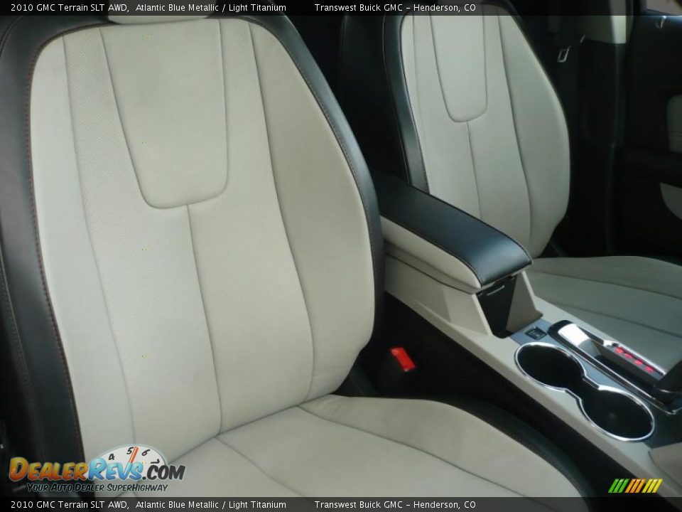 Light Titanium Interior - 2010 GMC Terrain SLT AWD Photo #11
