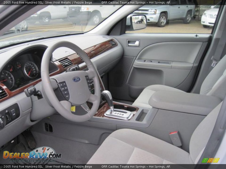 Pebble Beige Interior - 2005 Ford Five Hundred SEL Photo #10