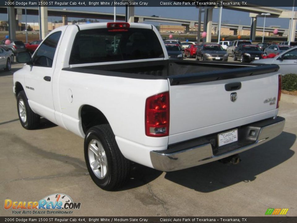 2006 Dodge Ram 1500 ST Regular Cab 4x4 Bright White / Medium Slate Gray Photo #3