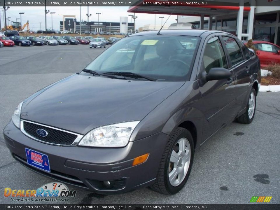 2007 Ford Focus ZX4 SES Sedan Liquid Grey Metallic / Charcoal/Light Flint Photo #1