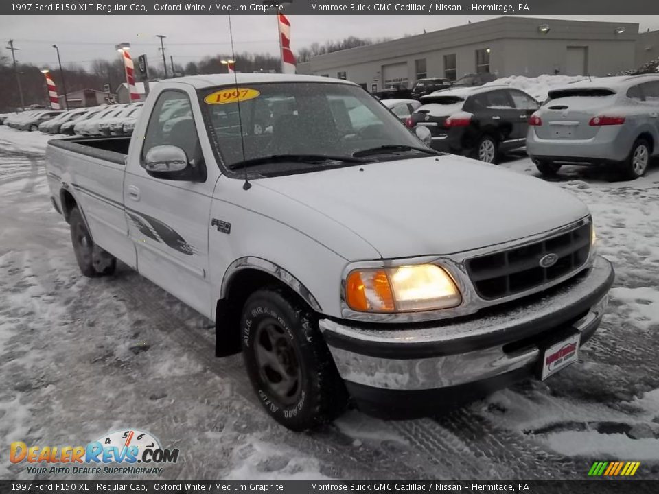 1997 Ford F150 XLT Regular Cab Oxford White / Medium Graphite Photo #3