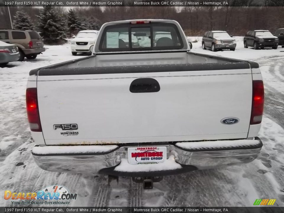 1997 Ford F150 XLT Regular Cab Oxford White / Medium Graphite Photo #6