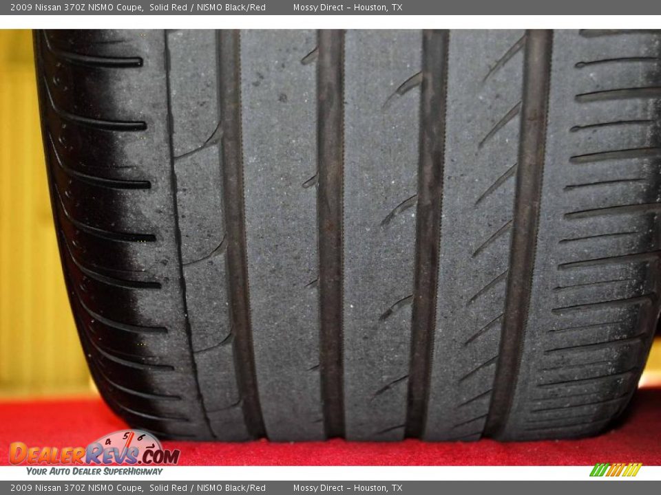 2009 Nissan 370Z NISMO Coupe Solid Red / NISMO Black/Red Photo #7