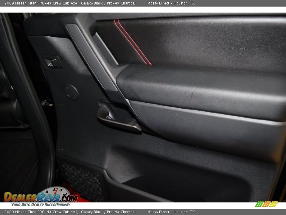 2009 Nissan Titan PRO-4X Crew Cab 4x4 Galaxy Black / Pro-4X Charcoal Photo #17