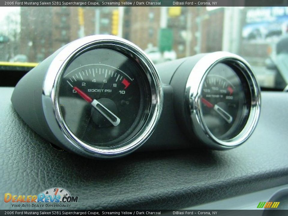 2006 Ford Mustang Saleen S281 Supercharged Coupe Screaming Yellow / Dark Charcoal Photo #26
