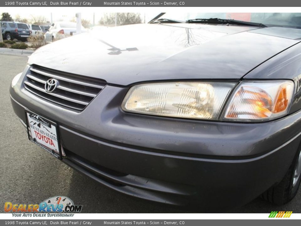 1998 Toyota Camry LE Dusk Blue Pearl / Gray Photo #28