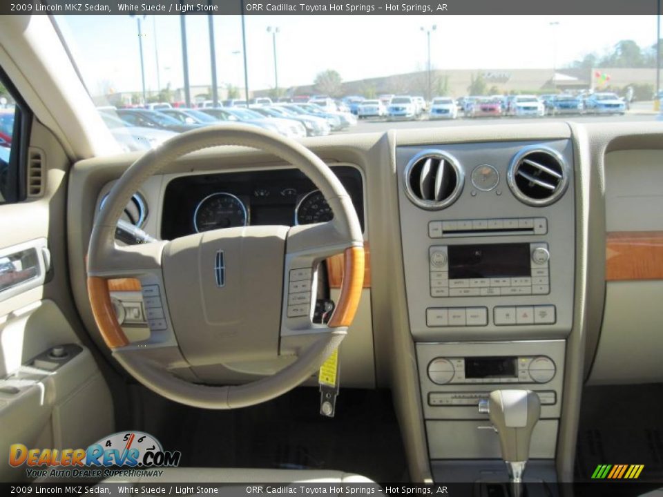 2009 Lincoln MKZ Sedan White Suede / Light Stone Photo #20